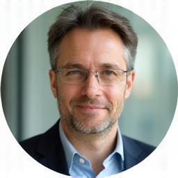 Dr. Lukas Berger