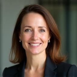 Mag. Julia Huber